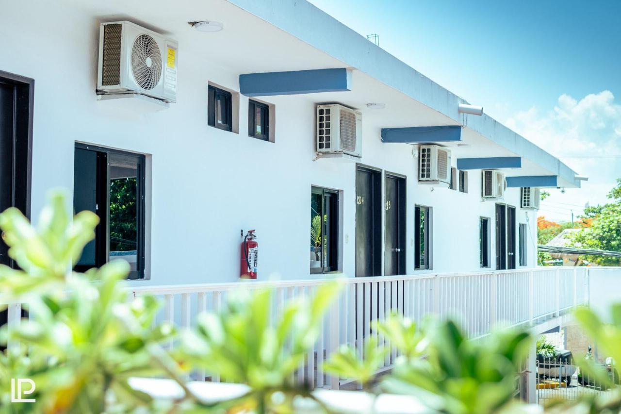 Hotel Quiam Playa del Carmen Exteriör bild