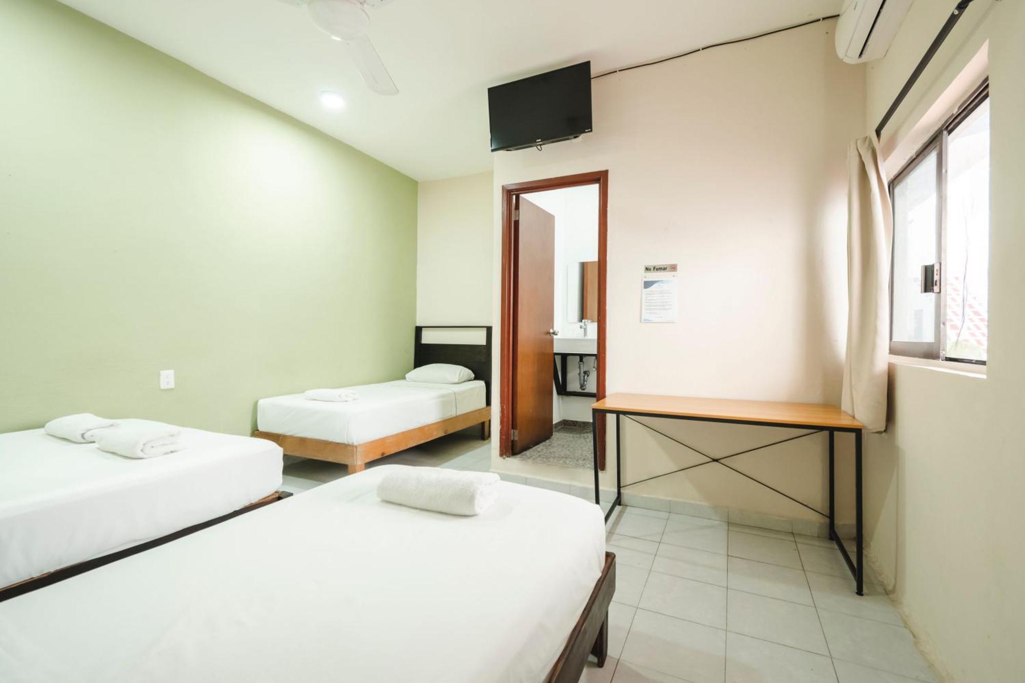 Hotel Quiam Playa del Carmen Exteriör bild